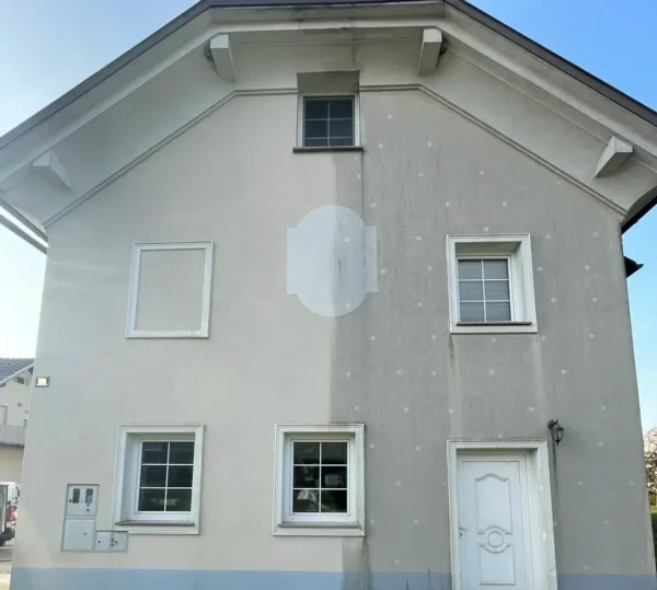 Profesionalno čiščenje fasade Sureclean – rezultat med čiščenjem